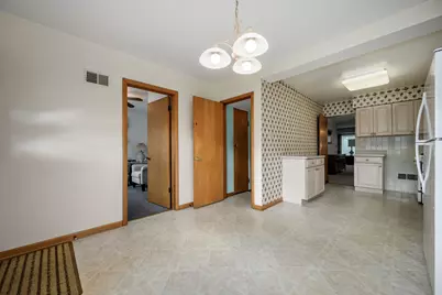 6214 N Karlov Avenue, Chicago, IL 60646 - Photo 15