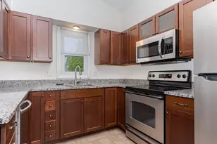 207 Greenleaf Dr, Bloomington, IL 61704 - Photo 15