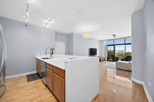 1322 S Prairie Ave, Chicago, IL 60605 - Photo 13