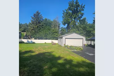 610 Oakley Avenue, Rockford, IL 61101 - Photo 13