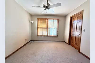 879 N Auburn Woods Drive, Palatine, IL 60067 - Photo 23