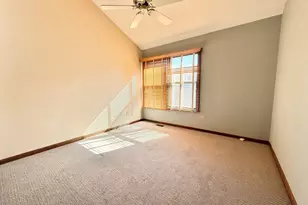 879 N Auburn Woods Dr, Palatine, IL 60067 - Photo 21