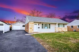 74 Marquette St, Park Forest, IL 60466 - Photo 1