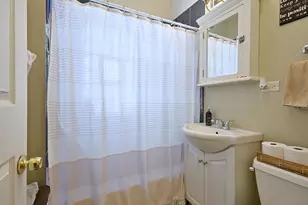 4703 W Parker Ave, Chicago, IL 60639 - Photo 17