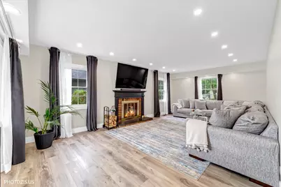 1111 Plum Grove Circle, Buffalo Grove, IL 60089 - Photo 19