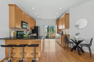 3222 W Sunnyside Ave, Chicago, IL 60625 - Photo 5