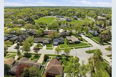 389 Michael John Drive, Park Ridge, IL 60068 - Photo 37