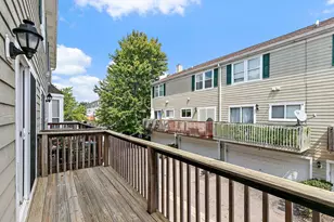 1095 Village Center Pkwy, Aurora, IL 60506 - Photo 9