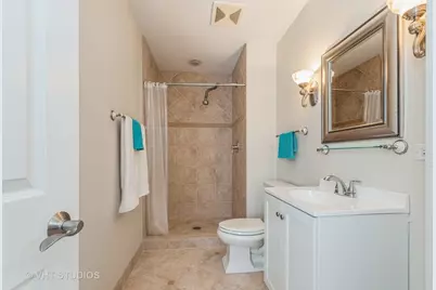 920 Chaucer Way, Buffalo Grove, IL 60089 - Photo 13
