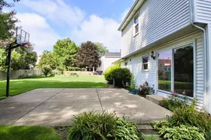 920 Chaucer Way, Buffalo Grove, IL 60089 - Photo 3