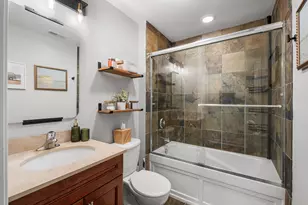1903 W Diversey Pkwy, Chicago, IL 60614 - Photo 25
