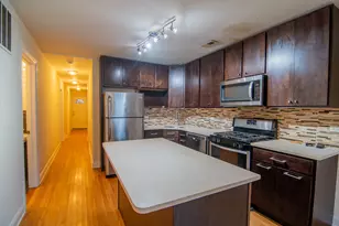2110 W 18th Pl, Chicago, IL 60608 - Photo 3
