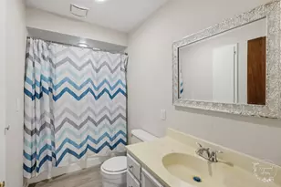 1223 N Locust St, Pontiac, IL 61764 - Photo 21
