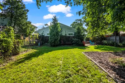 9420 Octavia Avenue, Morton Grove, IL 60053 - Photo 17