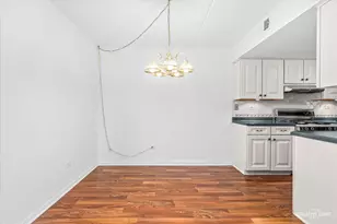 502 Redondo Dr, Downers Grove, IL 60516 - Photo 5