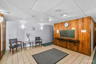 502 Redondo Dr, Downers Grove, IL 60516 - Photo 15