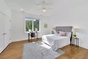 2224 W Roscoe St, Chicago, IL 60618 - Photo 19