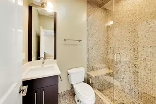 2224 W Roscoe St, Chicago, IL 60618 - Photo 39