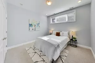 2224 W Roscoe St, Chicago, IL 60618 - Photo 41