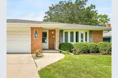 815 Parkside Drive, Rockford, IL 61108 - Photo 5
