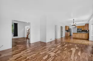 502 Crystal Ct, Oswego, IL 60543 - Photo 7