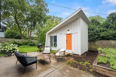 2662 Crawford Avenue, Evanston, IL 60201 - Photo 25