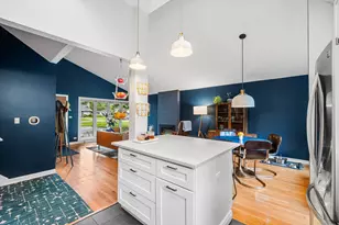 2662 Crawford Ave, Evanston, IL 60201 - Photo 11