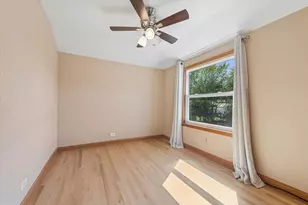 2312 Emerson St, Evanston, IL 60201 - Photo 13