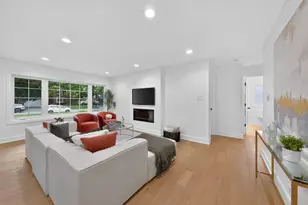 263 Barberry Rd, Highland Park, IL 60035 - Photo 3