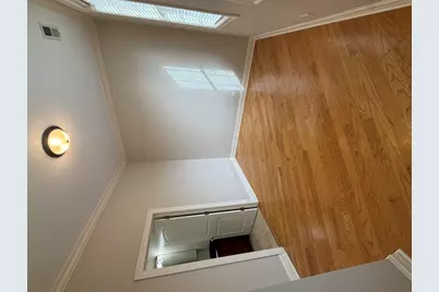 2338 W Morse Avenue #4A, Chicago, IL 60645 - Photo 9