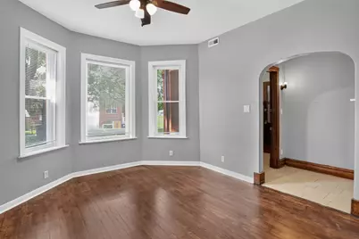 1541 S Tripp Avenue, Chicago, IL 60623 - Photo 7