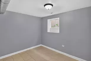1541 S Tripp Ave, Chicago, IL 60623 - Photo 51