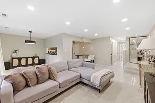 8215 Willow Dr, Palos Hills, IL 60465 - Photo 5