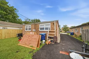 3025 140th St, Blue Island, IL 60406 - Photo 15