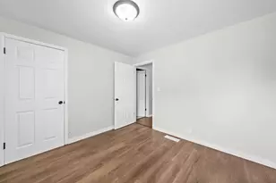 141 W Division St, Amboy, IL 61310 - Photo 23