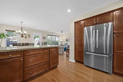 812 Kemman Avenue, La Grange Park, IL 60526 - Photo 9