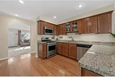 812 Kemman Avenue, La Grange Park, IL 60526 - Photo 7