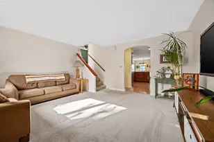 812 Kemman Ave, La Grange Park, IL 60526 - Photo 5