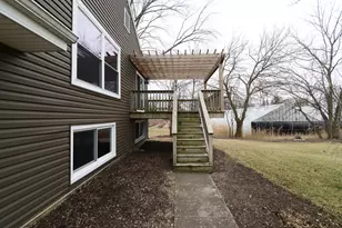 1070 Center Dr, South Elgin, IL 60177 - Photo 33