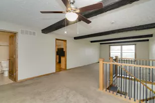 1070 Center Dr, South Elgin, IL 60177 - Photo 5
