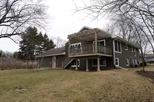 1070 Center Dr, South Elgin, IL 60177 - Photo 37