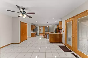 10241 Royal Ct, Mokena, IL 60448 - Photo 15