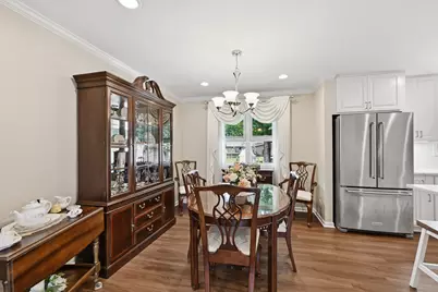 2109 Fairfield Road, Lindenhurst, IL 60046 - Photo 7