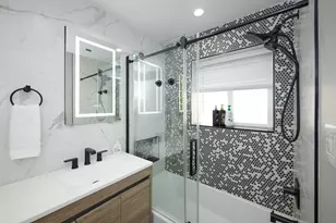 6242 N Kenmore Ave, Chicago, IL 60660 - Photo 43