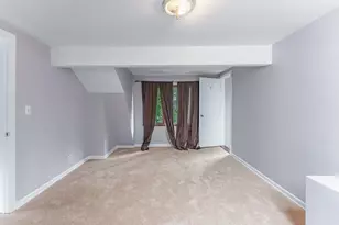 8728 S Rockwell Ave, Evergreen Park, IL 60805 - Photo 17