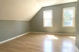 900 Spruce St, Aurora, IL 60506 - Photo 9