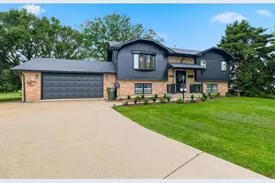 8065 Ashley Road, Morris, IL 60450 - Photo 1