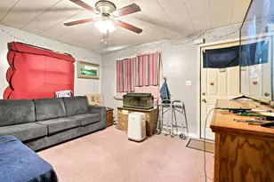 1306 13th Ave, Sterling, IL 60181 - Photo 5