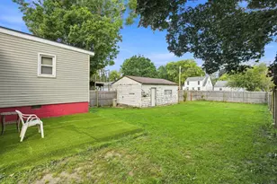 1306 13th Ave, Sterling, IL 60181 - Photo 19