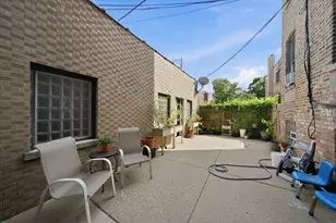 6211 N Mozart St, Chicago, IL 60659 - Photo 27